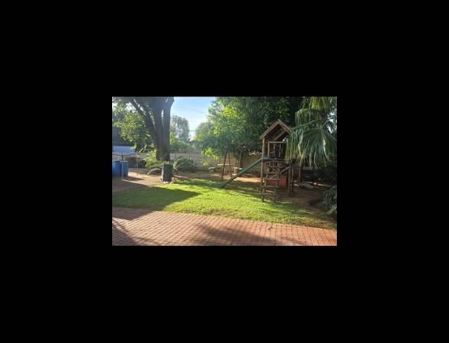 5 BEDROOM HOUSE SOLD IN SINOVILLE